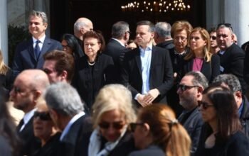 «Καρφί» Μενδώνη σε Δούκα για το έργο της Βασιλίσσης Ολγας: Το πολέμησε και τώρα το υιοθετεί ως δικό του