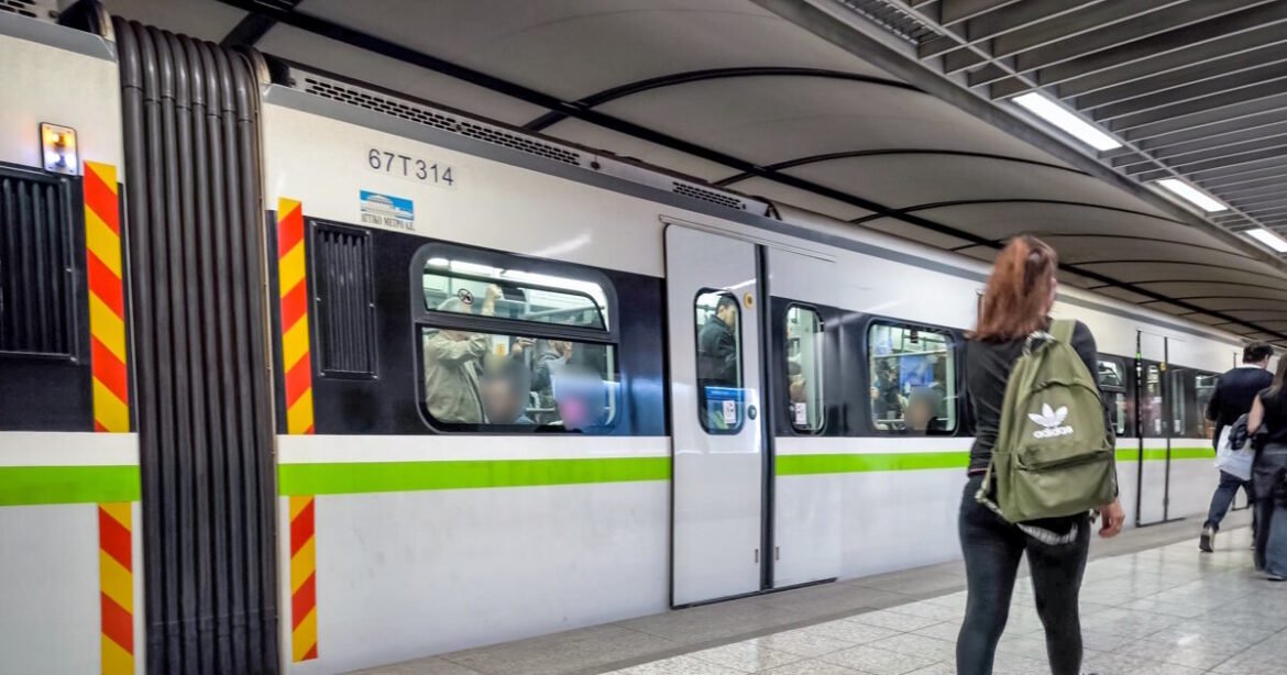 Πως θα κινηθούν μετρό, τραμ και λεωφορεία την περίοδο του Πάσχα – Τι ώρα είναι τα τελευταία δρομολόγια