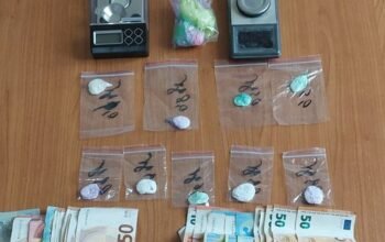 Λευκάδα: Σύλληψη ημεδαπού για διακίνηση ναρκωτικών – Επιτέθηκε στους αστυνομικούς