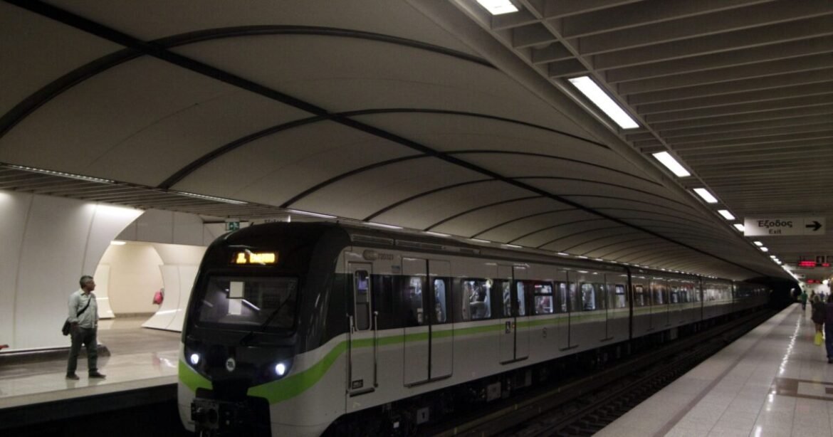 Πάσχα: Πώς θα κινηθούν Μετρό, λεωφορεία και τραμ κατά τη διάρκεια των εορτών – Τα δρομολόγια για όλες τις αργίες