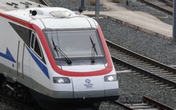Hellenic Train: Τεχνικό πρόβλημα σε αμαξοστοιχία – Επέστρεψε στον Σταθμό Θεσσαλονίκης και αναχώρησε με