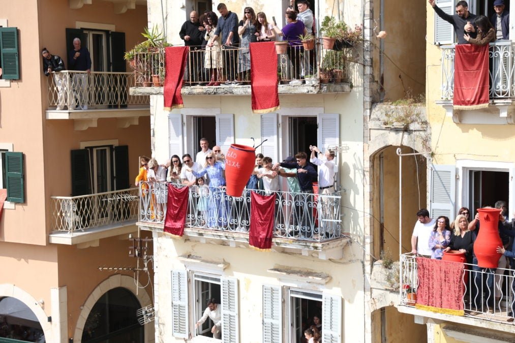 Ατύχημα στην Κέρκυρα: «Μπότης» έπεσε στο κεφάλι γυναίκας