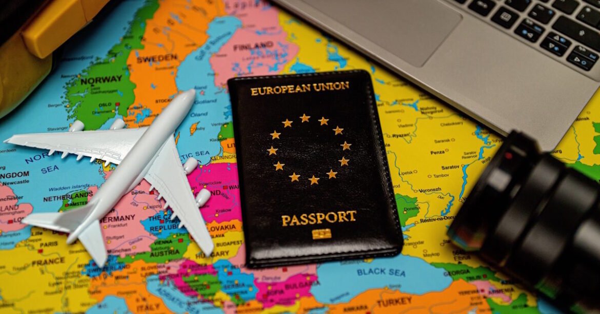 Ευρωπαϊκό διαβατήριο: Ποιες χώρες δίνουν τις περισσότερες υπηκοότητες – Η θέση της Ελλάδας