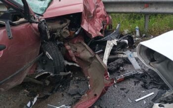 Δυστύχημα στην Καβάλα: Στην αγκαλιά της μητέρας του και στο μπροστινό κάθισμα ήταν το 3χρονο παιδάκι