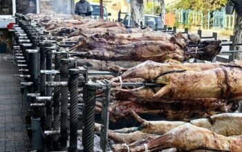 Πάτρα: Αρνί take away – Περισσότερες από 90 σούβλες «έστησε» κρεοπωλείο για τους πελάτες του