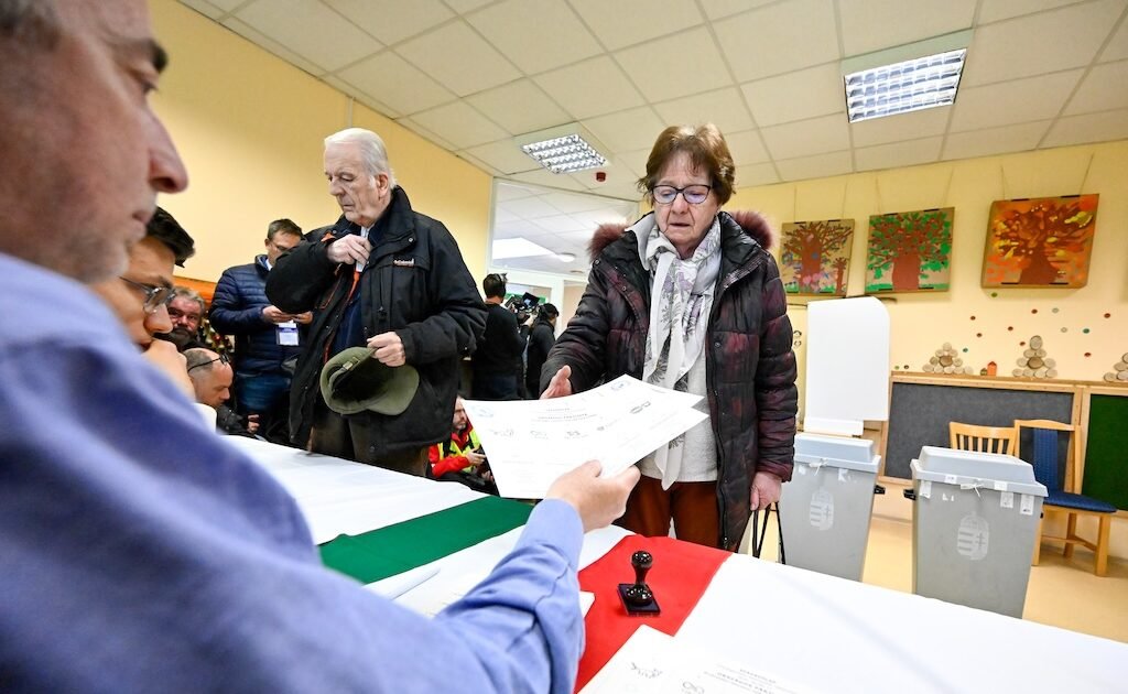 Εκλογές – Ουγγαρία: «Είμαι εδώ για να νικήσω» δήλωσε ο Ορμπάν – Οι Ούγγροι «θα γράψουν ιστορία» υποστήριξε ο Μαγιάρ