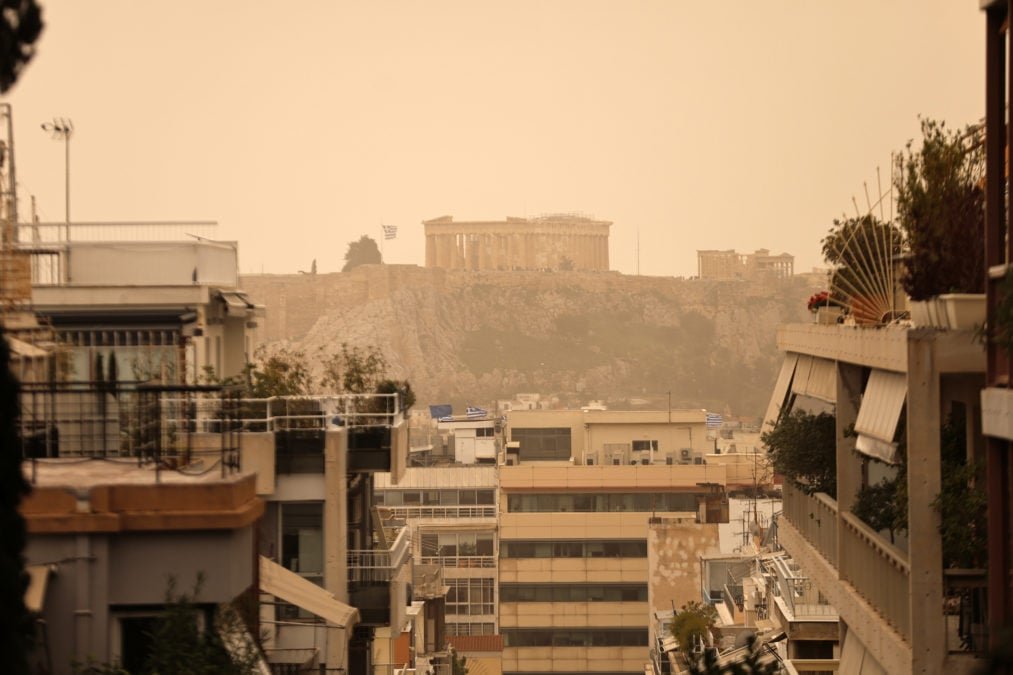 Καιρός: Λασποβροχές και αφρικανική σκόνη από την Τρίτη – Η πρόγνωση για τις επόμενες ημέρες