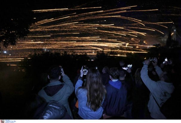 Χίος: Στο χειρουργείο 32χρονη που τραυματίστηκε από ρουκέτα στο σαγόνι το βράδυ της Ανάστασης