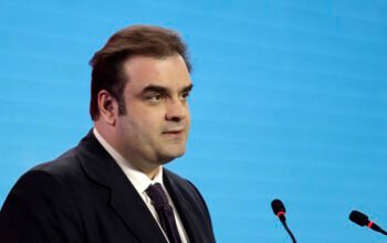 Πιερρακάκης στην Ουάσιγκτον: Ενεργειακή κρίση και γεωπολιτικοί κίνδυνοι πιέζουν την ευρωπαϊκή οικονομία