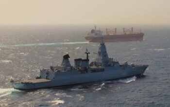 WSJ: Η Ευρώπη «αδειάζει» τον Τραμπ – Προκρίνει δικό της σχέδιο για τα Στενά του Ορμούζ