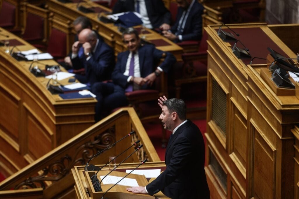 Ανδρουλάκης σε Μητσοτάκη: Παραιτηθείτε να πάμε σε εκλογές