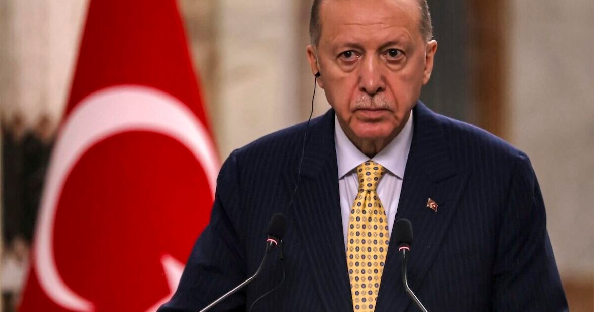 Μήνυμα Ερντογάν για Κύπρο: «Όχι μόνιμη ξένη στρατιωτική παρουσία»