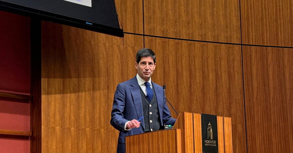 Γουόρς: Κρίνεται η υποψηφιότητά του για το τιμόνι της Fed – Ποιο είναι το πόθεν έσχες του εκλεκτού του Τραμπ