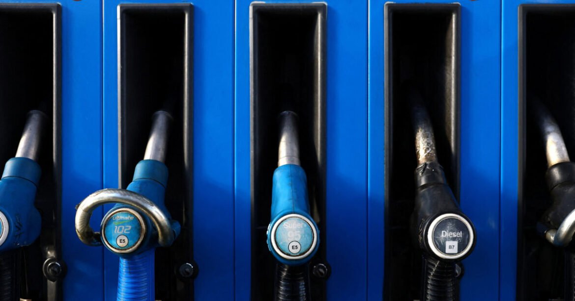 Παροδική η μείωση στις τιμές των καυσίμων – Έρχονται νέες αυξήσεις στην αντλία