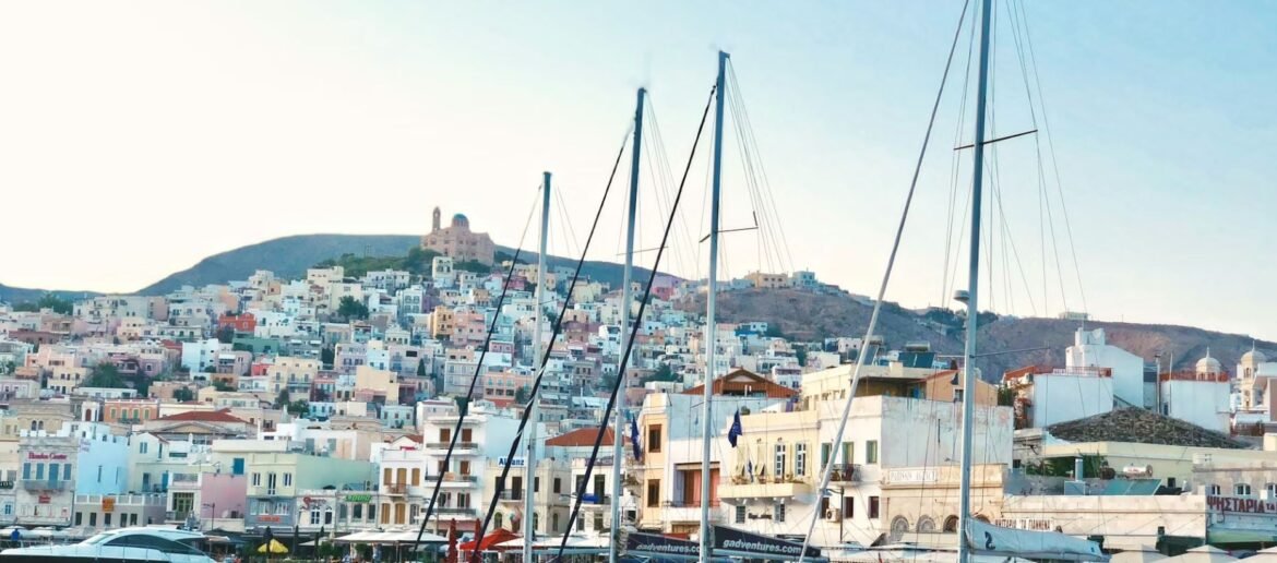 Κοινωνικός Τουρισμός: Ξεκινά σήμερα η υποβολή αιτήσεων – Ποια τα κριτήρια και οι δικαιούχοι