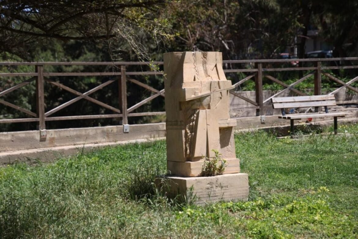 Ηράκλειο: Άμεσες ενέργειες για την αποκατάσταση της προτομής του Νίκου Ξυλούρη – Θα κατατεθεί μήνυση κατ’