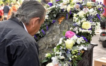 Άγιος Γεώργιος: Η ιστορία του και η δρακοκτονία- Τα έθιμα σε όλη την Ελλάδα και η σημασία τους