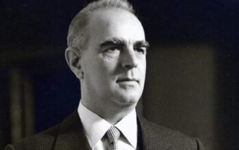 ΝΔ: «Ο Κωνσταντίνος Καραμανλής σφράγισε με την παρουσία του την επιστροφή της Δημοκρατίας»