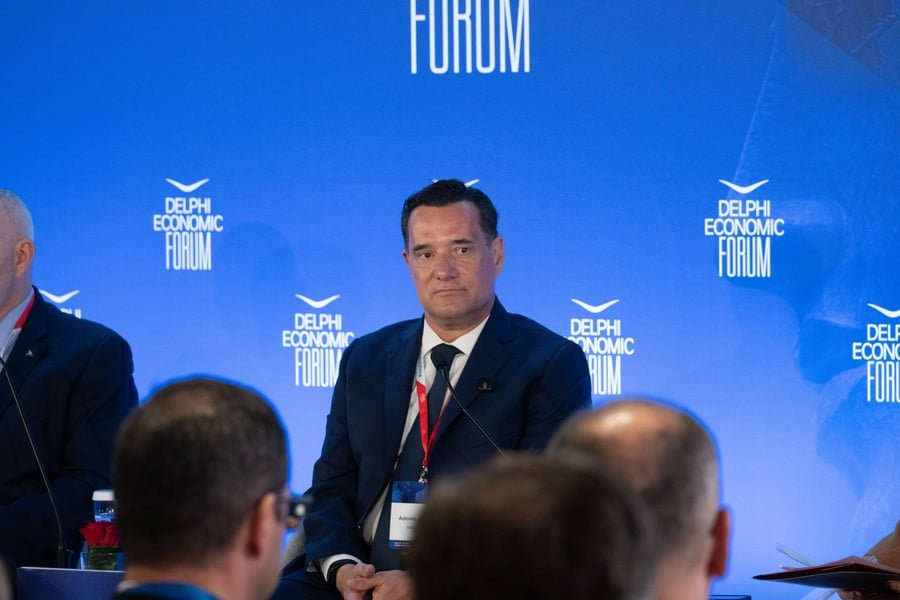 Νέο καρφί Αδωνι για την ευρωεισαγγελία: «Οσο μας επιτρέπει η κυρία Κοβέσι θα έχουμε δημοκρατία»