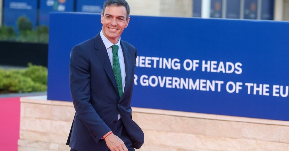 Σάντσεθ: Η Ε.Ε να φορολογήσει τα υπερκέρδη εταιρειών ενέργειας – Το σχόλιο στα περί «τιμωρίας» της Ισπανίας από Τραμπ