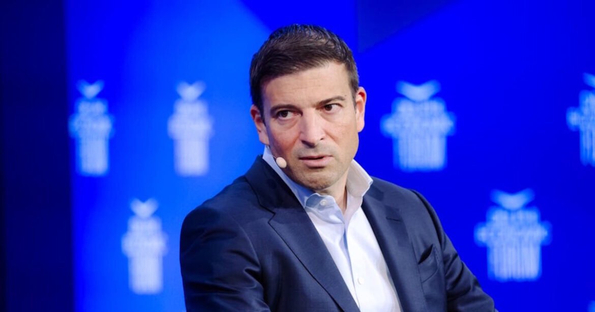 Το CVC προαναγγέλλει μεγαλύτερες επενδύσεις στην Ελλάδα – Τι είπε ο Άλεξ Φωτακίδης για την ΑΜΚ της ΔΕΗ