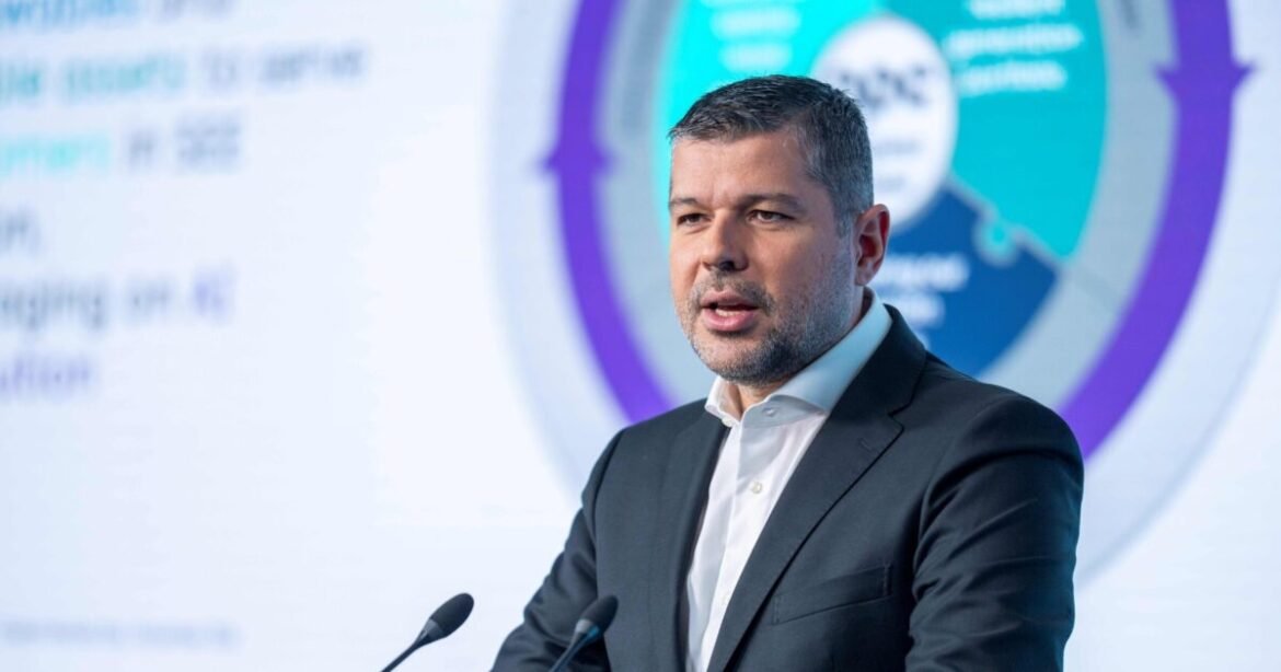 ΔΕΗ: Ενιαίος ηλεκτρικός χώρος από τη Μεσόγειο έως τη Βαλτική – Επενδύσεις 24,2 δισ. ευρώ έως το 2030