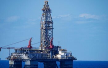 Ρεαλιστική ενεργειακή μετάβαση και ανάπτυξη των υδρογονανθράκων προωθεί η Ελλάδα – Συνταγή Κίνας προτιμά η Κομισιόν