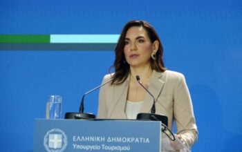Η Κεφαλογιάννη απαντά στον Δούκα: Υπονομεύεις την εικόνα της Αθήνας