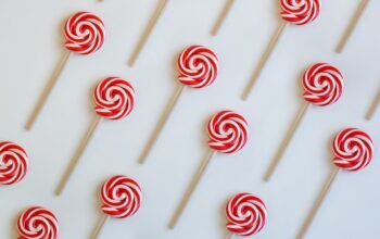 Εορτολόγιο: Ποιοι γιορτάζουν σήμερα 27 Απριλίου