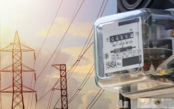 Ποιες «τρύπες» θέλουν να κλείσουν οι προμηθευτές ρεύματος για να προσφέρουν και υπηρεσίες ενεργειακής απόδοσης