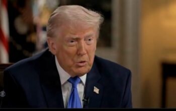 «Δεν είμαι βιαστής, είστε ντροπή»: Ο Τραμπ τσακώθηκε με δημοσιογράφο στον αέρα