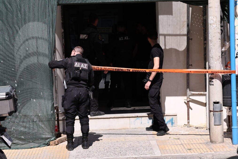 Θρίλερ με τον 89χρονο που άνοιξε πυρ στον ΕΦΚΑ και στο Εφετείο: Τραυμάτισε 4 άτομα, ανθρωποκυνηγητό