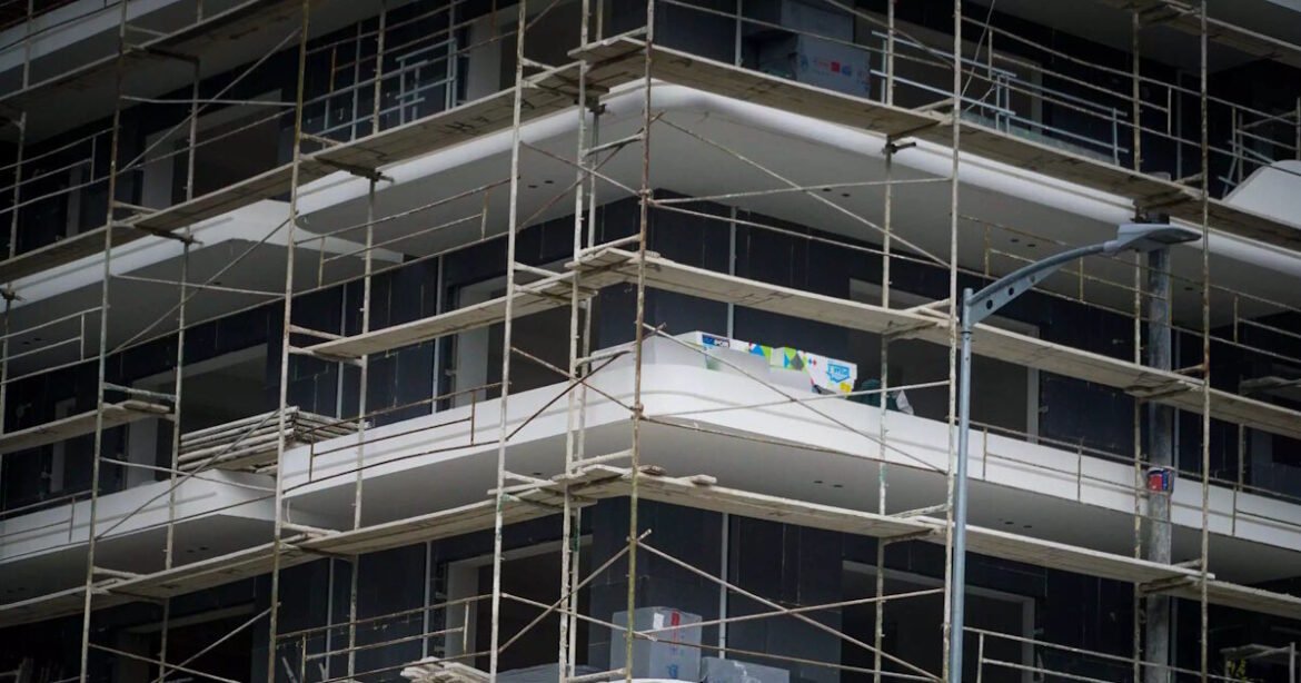 Οικοδομικές δραστηριότητες: Διπλασιάστηκε ο όγκος κατασκευών τον Ιανουάριο – Τι δείχνουν στοιχεία της ΕΛΣΤΑΤ