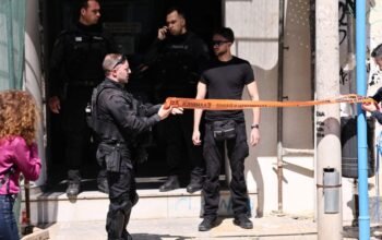 Πυροβολισμοί σε ΕΦΚΑ και Εφετείο: «Ο 89χρονος είχε απειλήσει εισαγγελέα πριν από 8 χρόνια, νοσηλεύτηκε για