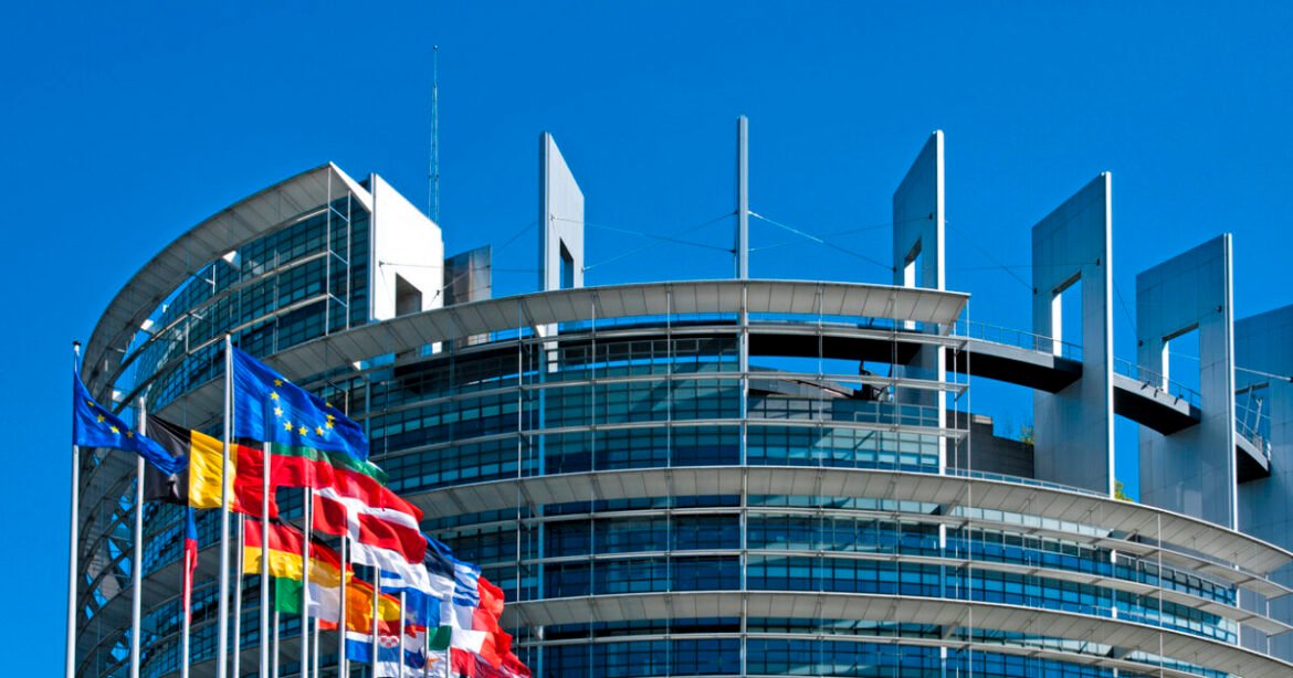 Ευρωκοινοβούλιο: Πρόταση για προϋπολογισμό 2,01 τρισ. ευρώ με αύξηση 10% για την περίοδο 2028 – 2034