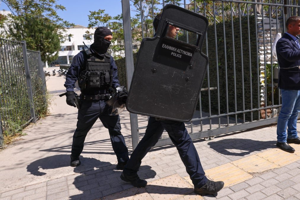 Νέα στοιχεία για τον 89χρονο που «έσπειρε τον τρόμο» στην Αθήνα: Τι ζητούσε από τον ΕΦΚΑ και γιατί είχαν