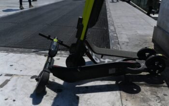 Ηλεία: Σοβαρό ατύχημα με πατίνι στα Μακρίσια – Στο νοσοκομείο ένας ανήλικος