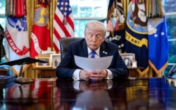 Έκτακτη σύσκεψη στον Λευκό Οίκο με τους «μεγάλους» του πετρελαίου – Σε κατάσταση συναγερμού οι ΗΠΑ λόγω του Ιράν