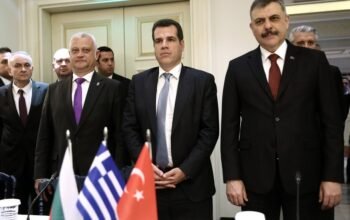 Τριμερής Ελλάδας-Τουρκίας-Βουλγαρίας για το μεταναστευτικό – τι συζητήθηκε