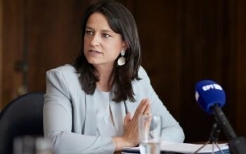 «Λαϊκισμός χωρίς σχέδιο»: Απάντηση του υπ. Εργασίας στο ΠΑΣΟΚ για την τετραήμερη εργασία