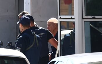 Μαρτυρίες ανθρώπων που ήρθαν πρόσωπο με πρόσωπο με τον 89χρονο: «Με κοίταξε κατάματα και έβαλε το χέρι στην