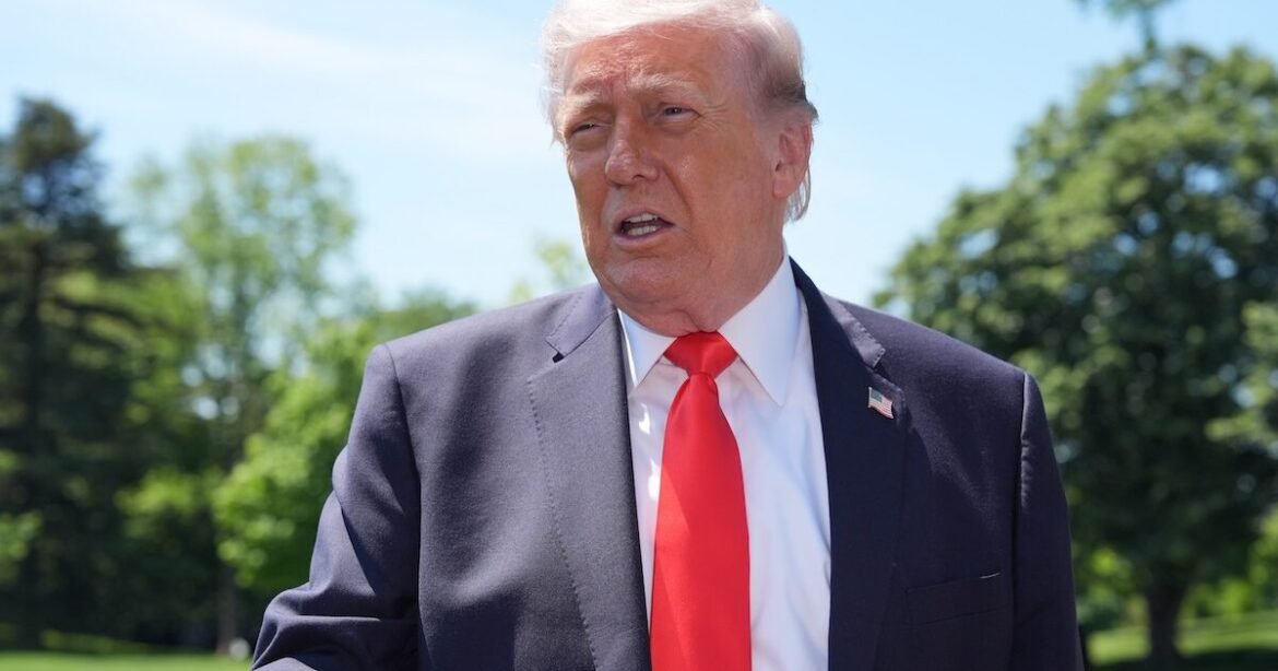 Τραμπ για Ιράν: «Θέλουν να κάνουν συμφωνία, αλλά δεν είμαι ικανοποιημένος»