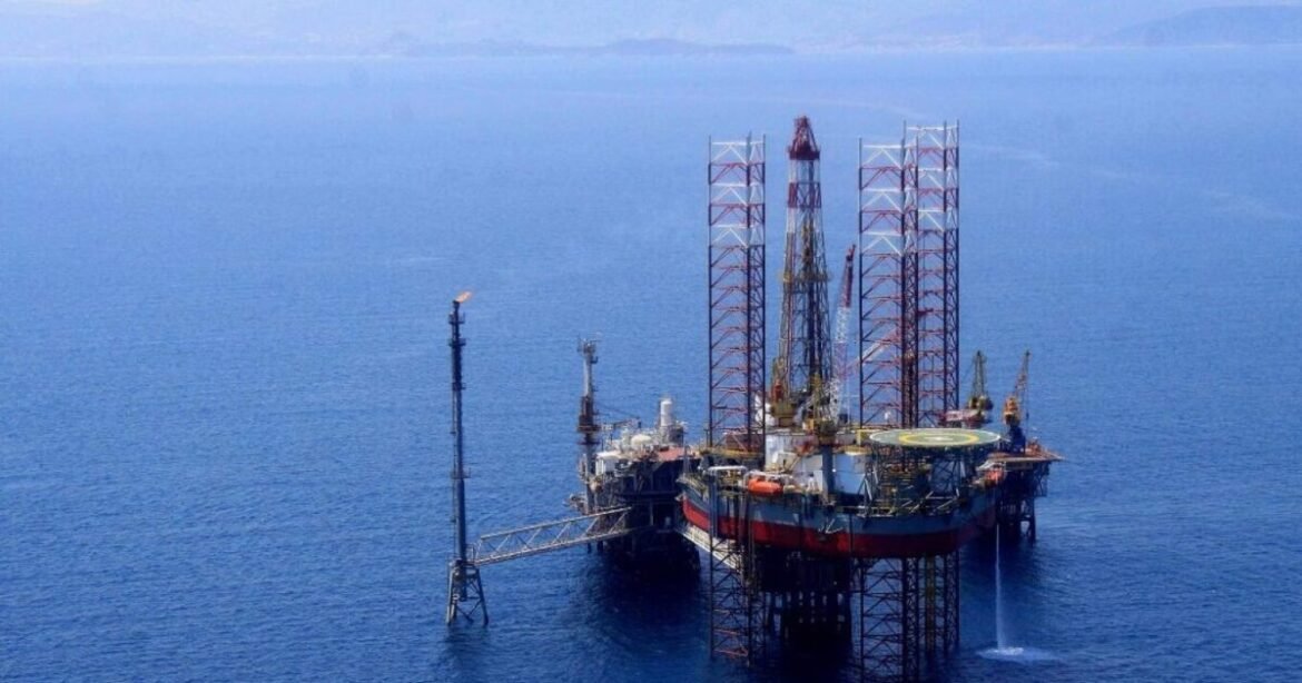 Πάτρα, Ηγουμενίτσα και Αστακός διεκδικούν τη λιμενική βάση της γεώτρησης στο Ιόνιο – Οι ευκαιρίες για κάθε περιοχή