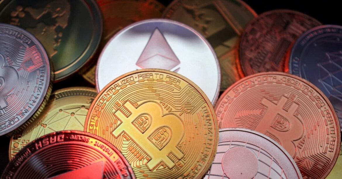 Άλμα του Bitcoin πάνω από τα 80.000 δολάρια, σε υψηλό τριών μηνών, όπως το Ether και άλλα κρυπτονομίσματα