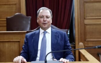 Λιβανός: «Διαγωνισμός λαϊκισμού» από ΠΑΣΟΚ, ΣΥΡΙΖΑ και Νέα Αριστερά για τον ΟΠΕΚΕΠΕ