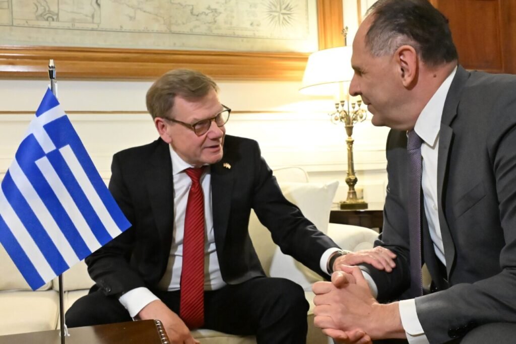 Τετ α τετ Γεραπετρίτη-Βάντεφουλ στη σκιά της σύγκρουσης Μερτς-Τραμπ
