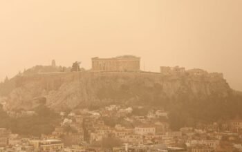 Καιρός – AtmoHub: Άνοδος της θερμοκρασίας και νέο επεισόδιο μεταφοράς σκόνης από τη Σαχάρα – Ποιες περιοχές