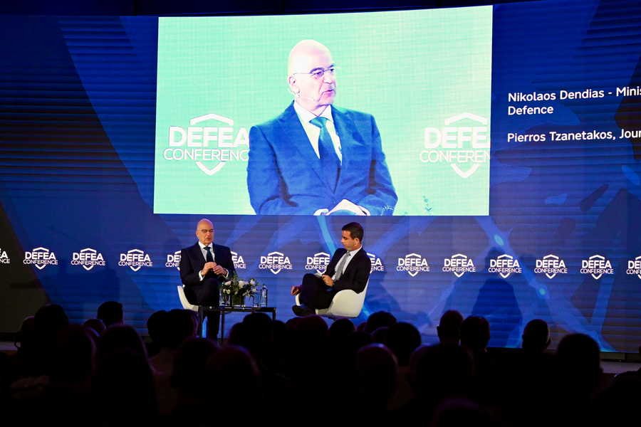 Δένδιας: Μηνύματα στην Αγκυρα και σενάρια για ελληνική παρουσία στα Στενά του Ορμούζ