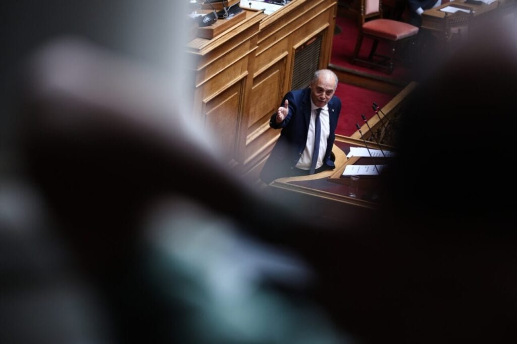 Επιτροπή Δεοντολογίας: Ομόφωνη εισήγηση για την άρση ασυλίας του Κυριάκου Βελόπουλου