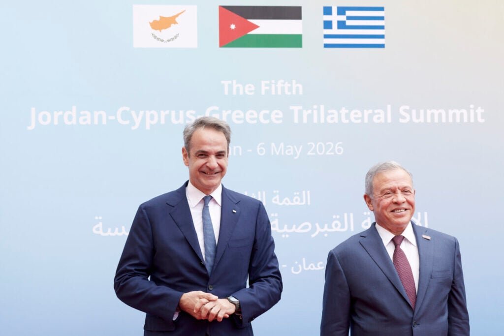 Μητσοτάκης στην Τριμερή του Αμμάν: Αδήριτη ανάγκη η επιστοφή των Στενών του Ορμούζ στο προηγούμενο status quo